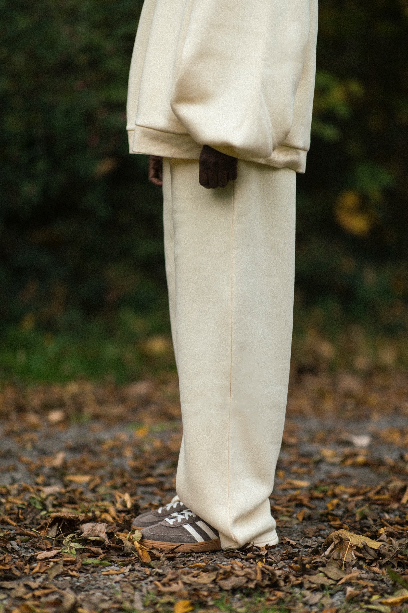 cmfe. straight leg jogger - butteryellow