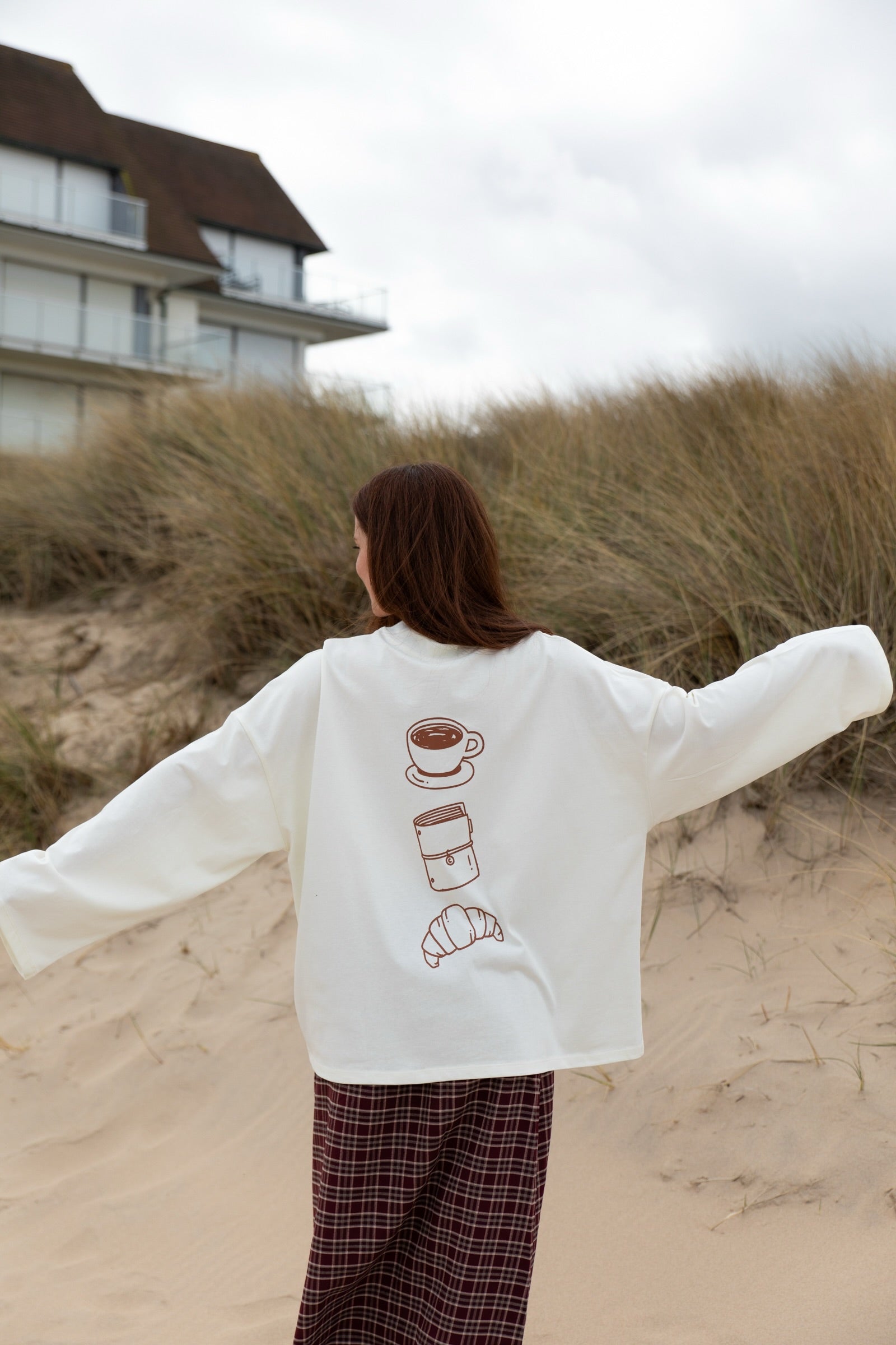 coffee long sleeve t-shirt - off white – COMFEE