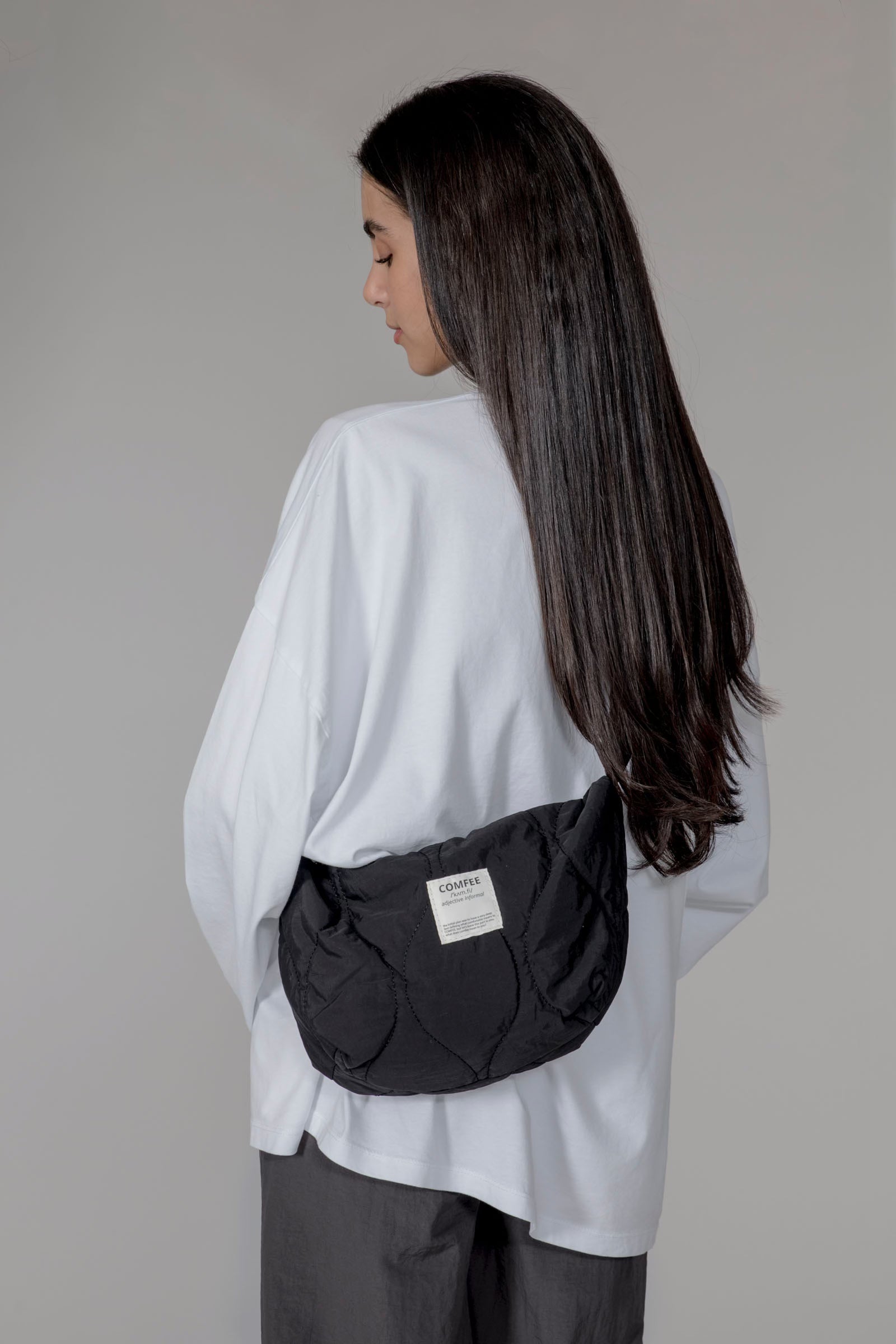 PILLOW crossbody bag - black