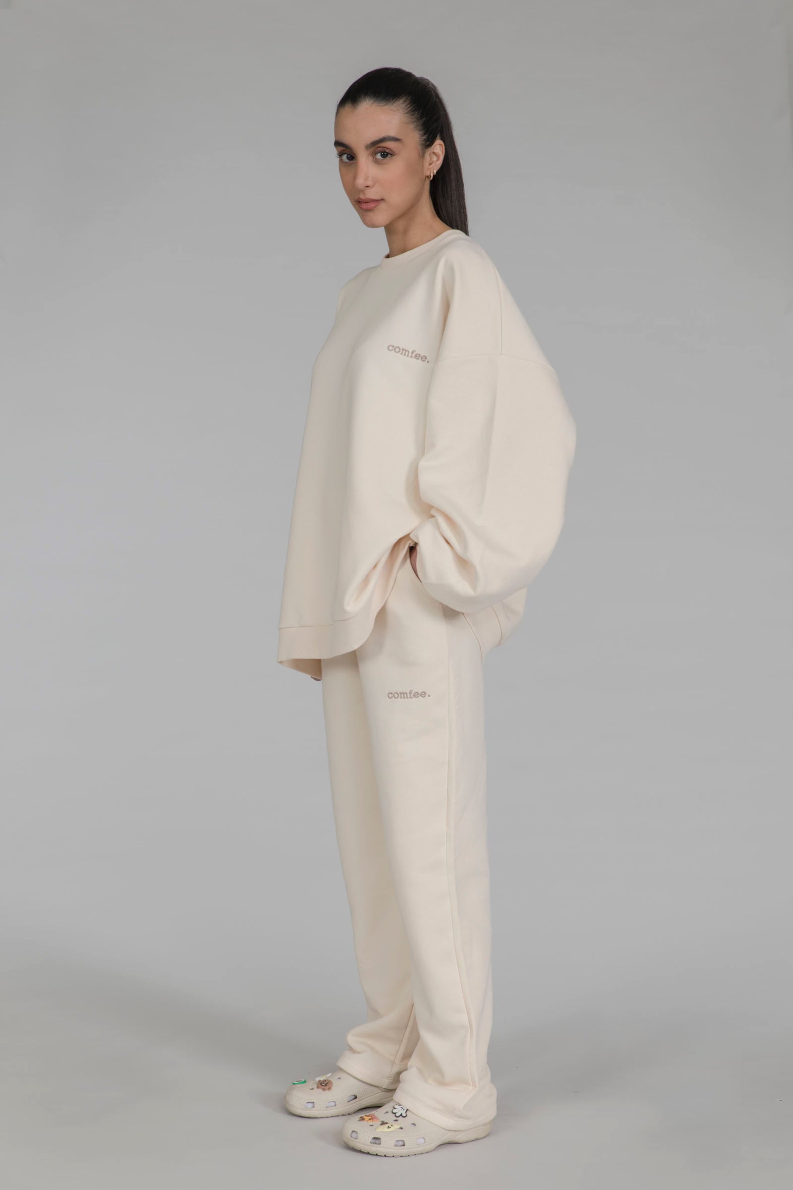 COMFEE. straight leg joggers - candle cream