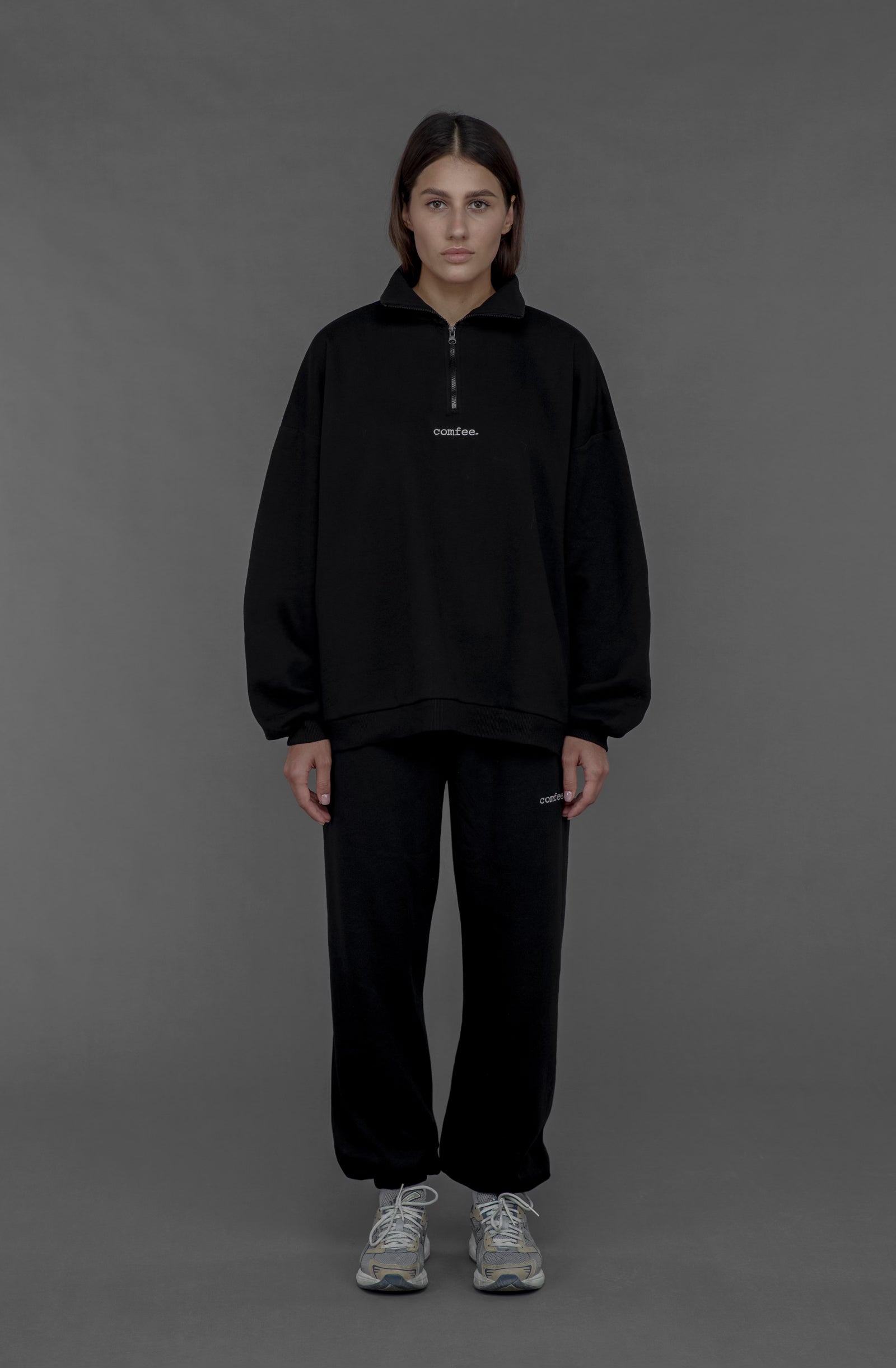 COMFEE. half-zip sweatshirt - black