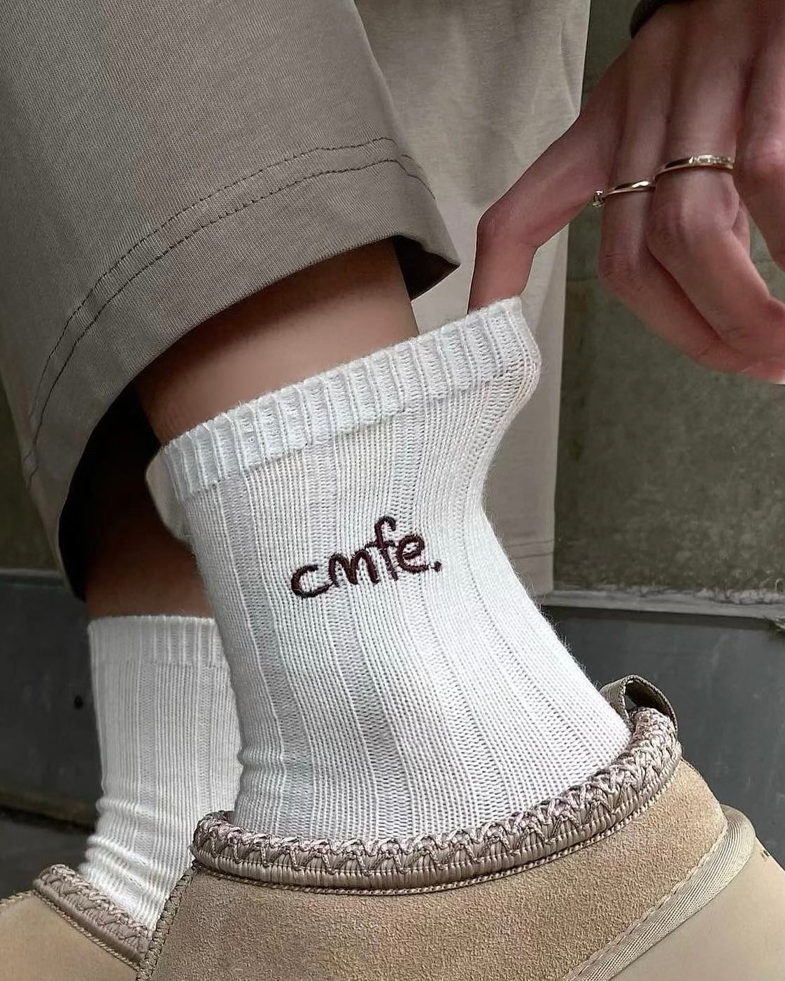 cmfe. wool socks - cream