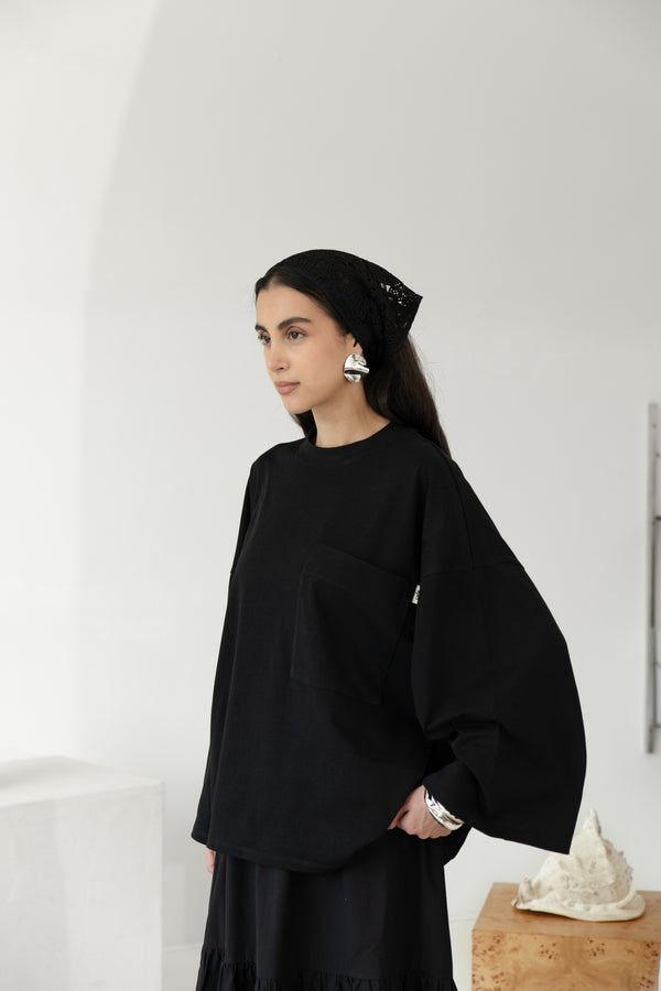oversized t-shirt with pocket - black